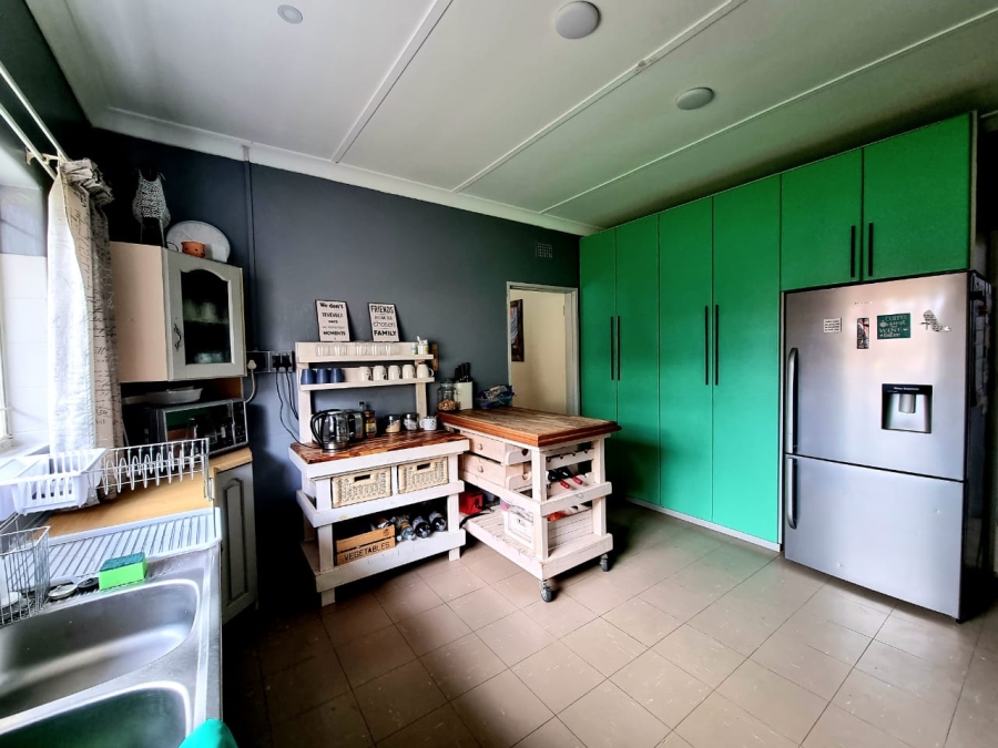 3 Bedroom Property for Sale in Rhodesdene Northern Cape